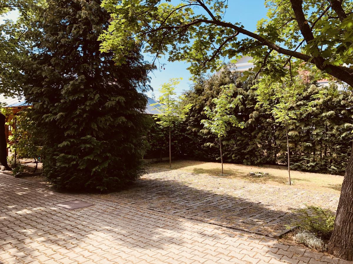 Zoeldteto Panzio Bed & Breakfast Balatonfured Luaran gambar